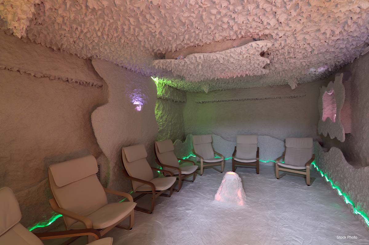 Benefits-of-Salt-Therapy-Salt-Float-Tanks-and-Salt-Caves-Featured